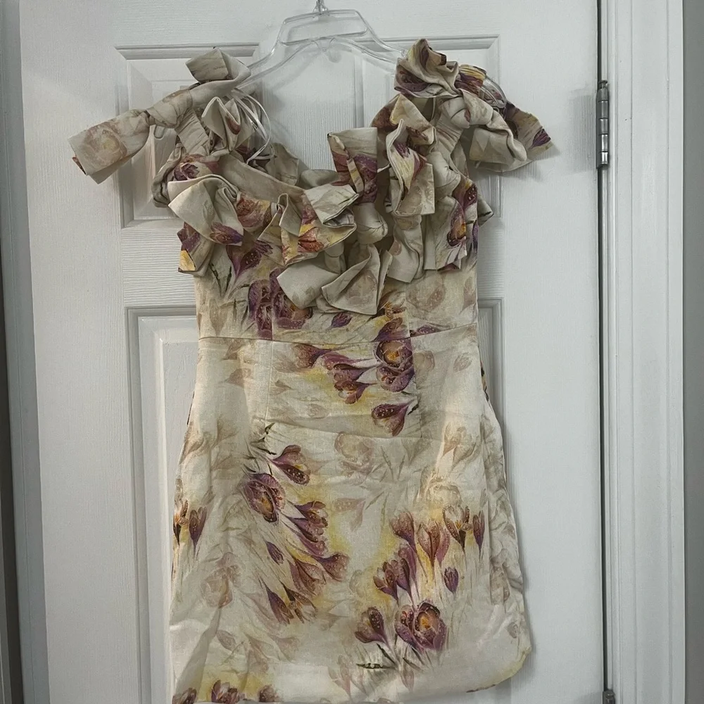 ELLIATT KRYSTLE DRESS - Picture 6 of 7